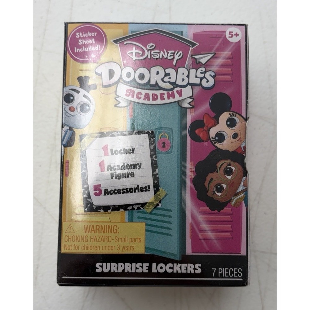 Disney Doorables Academy Blind Box Surprise Locker Figure +Accessories NEW In Bx